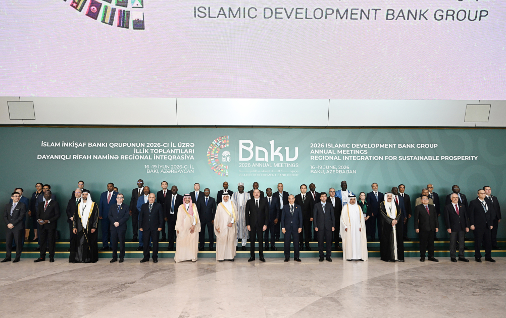 Bakıda keçirilən İİB Qrupunun 51-ci İllik Toplantıları və 14-cü Özəl Sektor Forumu öz işini yekunlaşdırır.